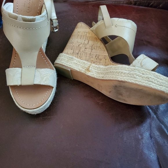 Wedges - Picture 2 of 4